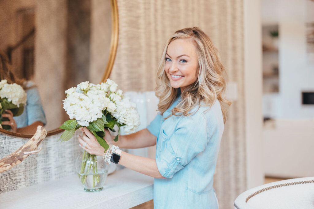 Kaitlin Lovern preparing a North Dallas listing for market